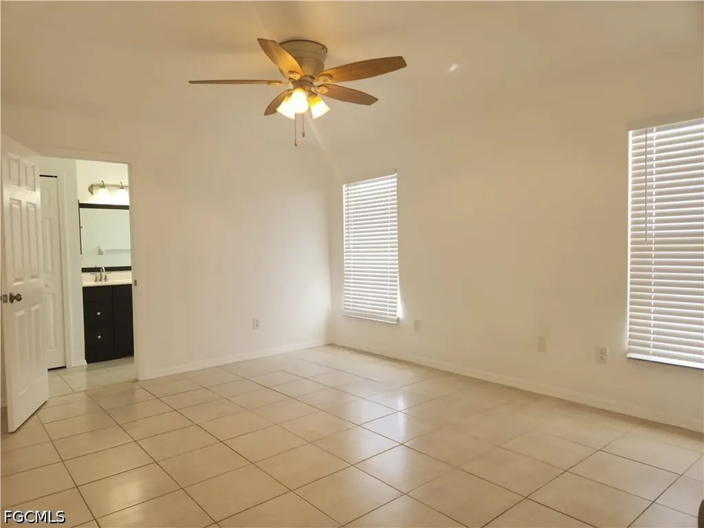 4714 Skyline Boulevard Cape Coral FL 33914