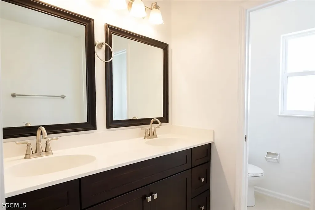 4714 Skyline Boulevard Cape Coral FL 33914