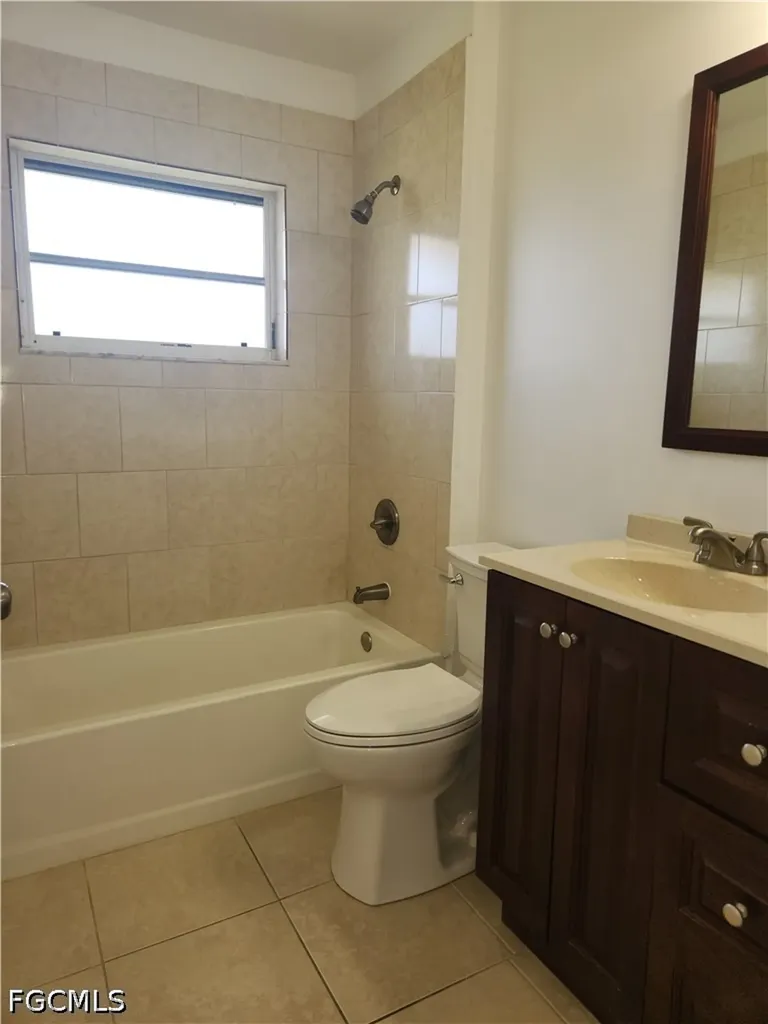 4714 Skyline Boulevard Cape Coral FL 33914