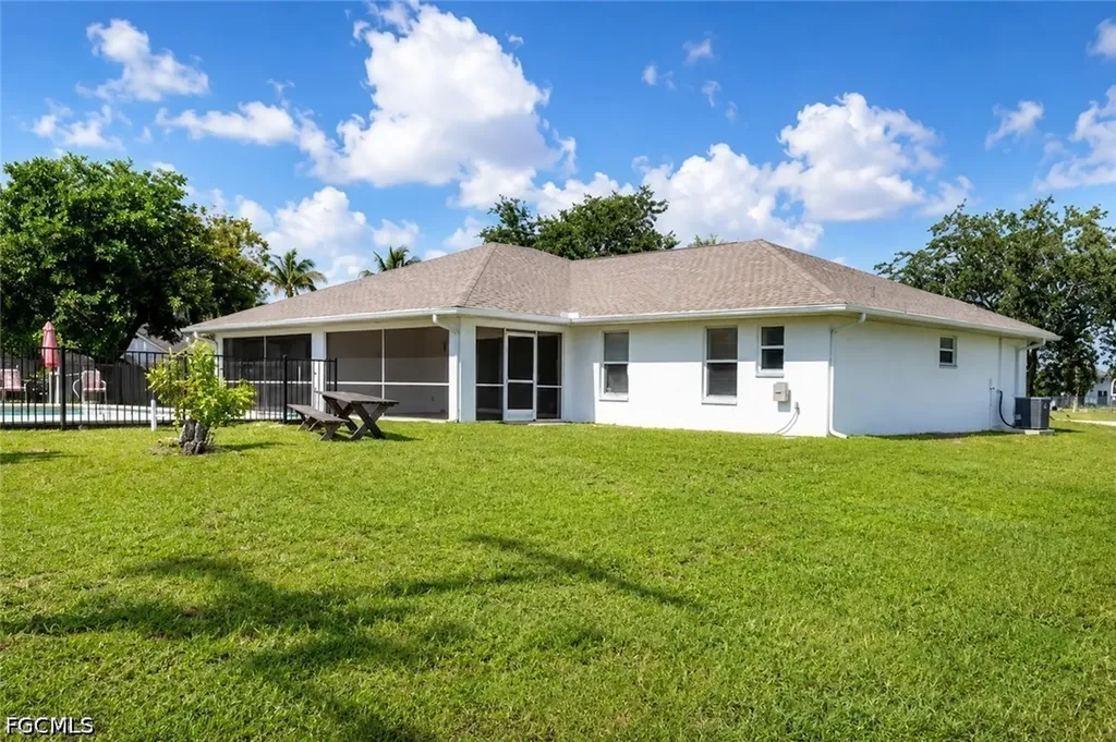 4714 Skyline Boulevard Cape Coral FL 33914