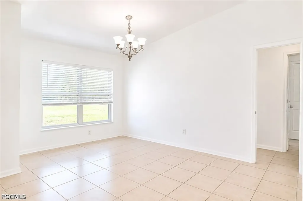 4714 Skyline Boulevard Cape Coral FL 33914