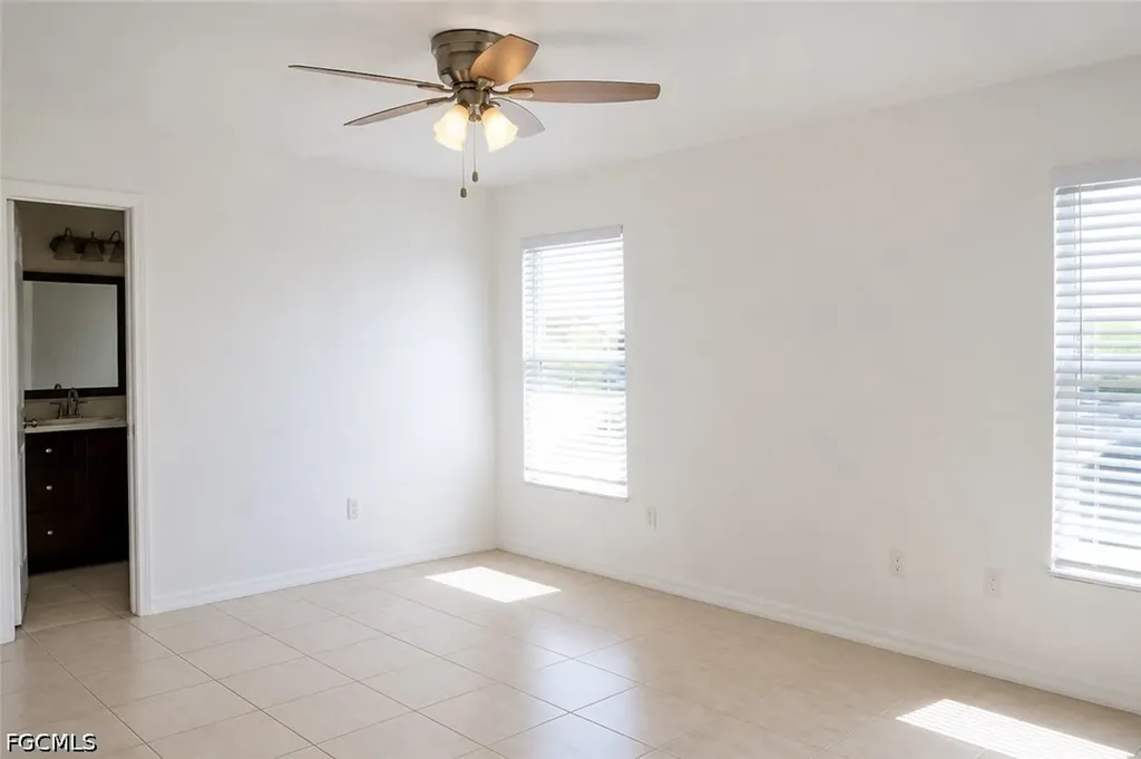 4714 Skyline Boulevard Cape Coral FL 33914