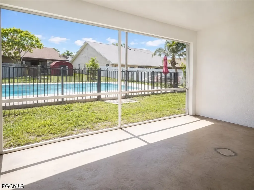 4714 Skyline Boulevard Cape Coral FL 33914