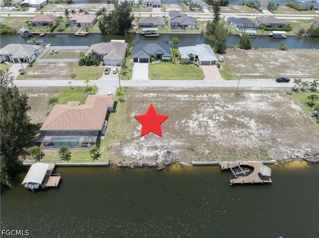 1637 NW 39th Avenue Cape Coral FL 33993