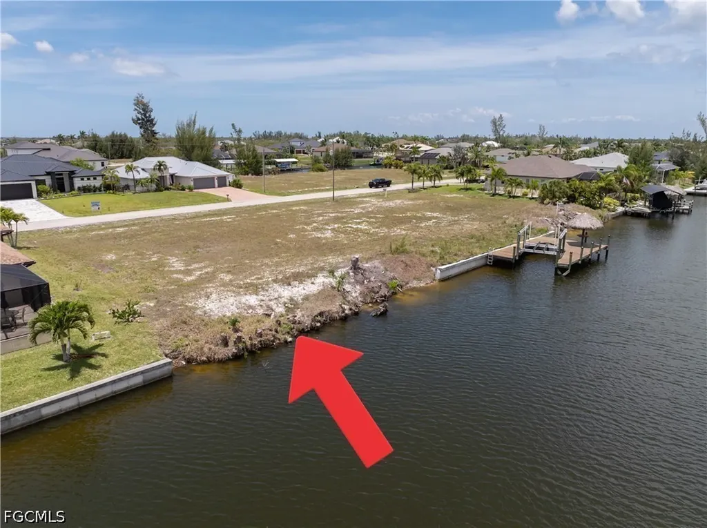 1637 NW 39th Avenue Cape Coral FL 33993