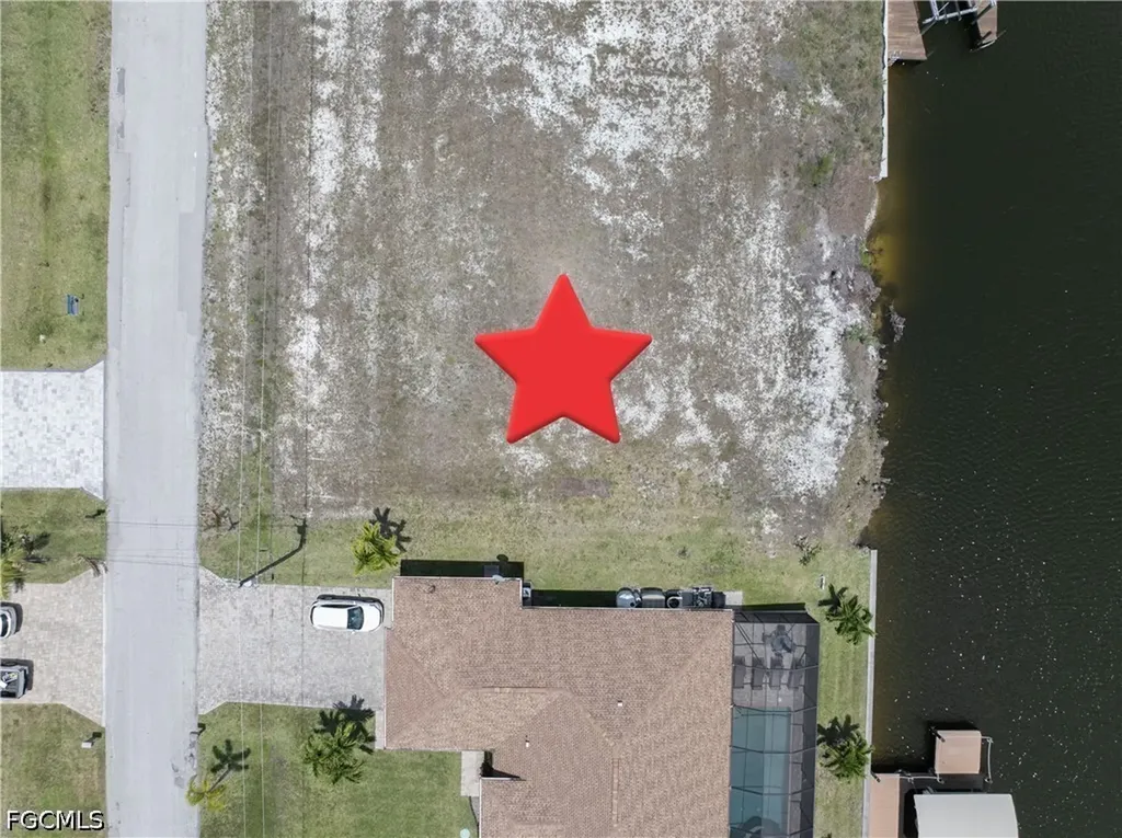 1637 NW 39th Avenue Cape Coral FL 33993