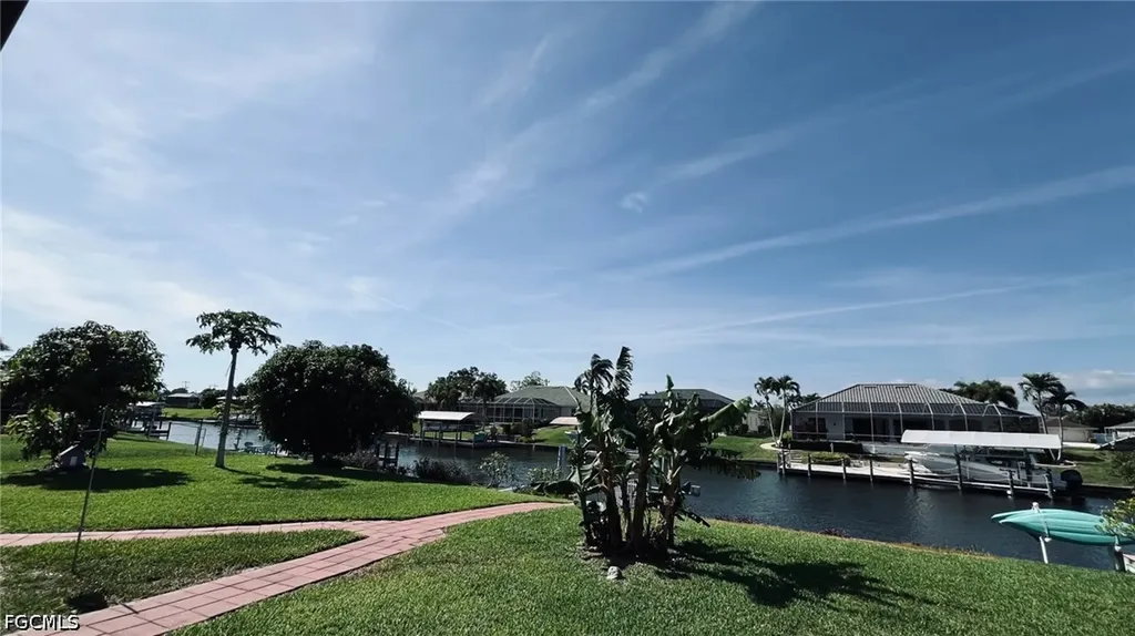145 SE 32nd Street Cape Coral FL 33904