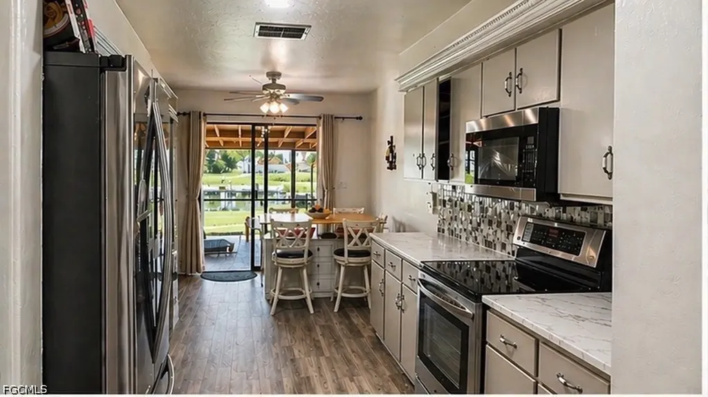 145 SE 32nd Street Cape Coral FL 33904
