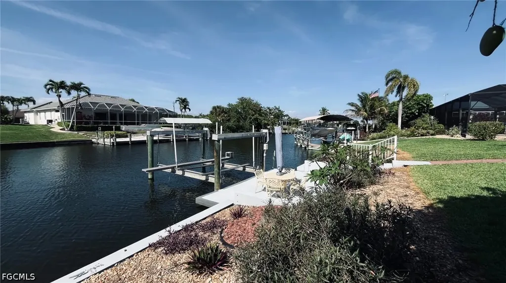 145 SE 32nd Street Cape Coral FL 33904