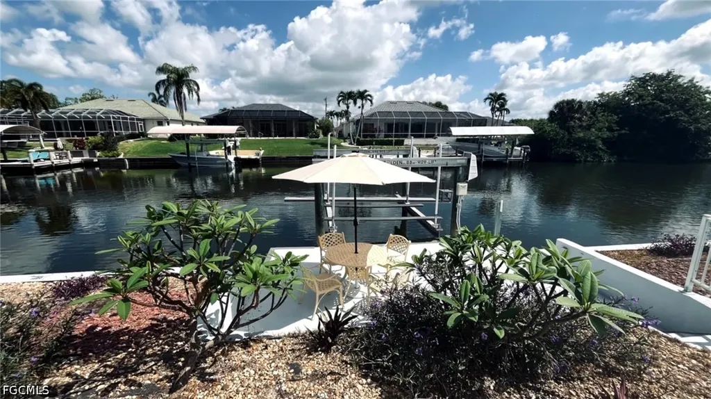 145 SE 32nd Street Cape Coral FL 33904
