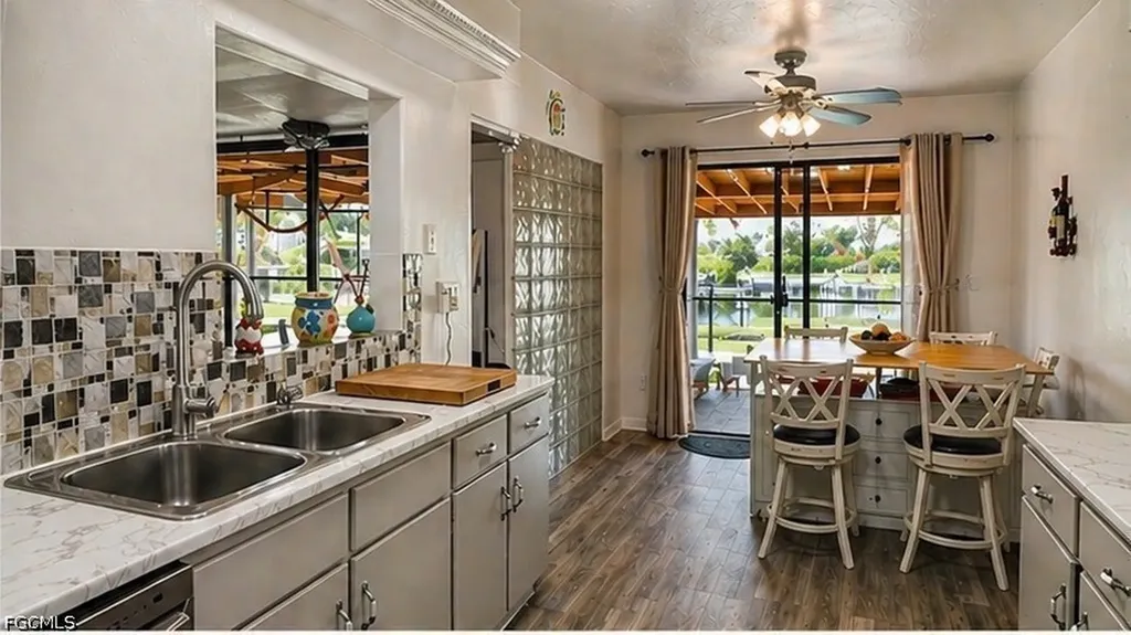 145 SE 32nd Street Cape Coral FL 33904