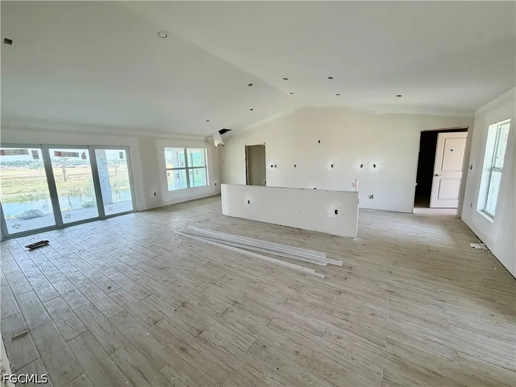 1123 NW 24th Terrace Cape Coral FL 33993