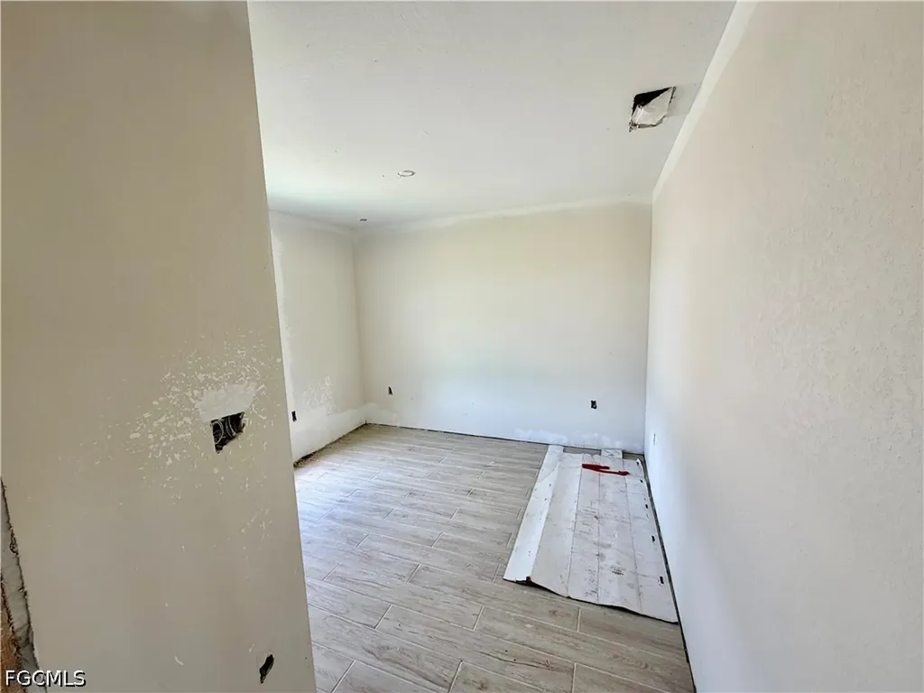 1123 NW 24th Terrace Cape Coral FL 33993