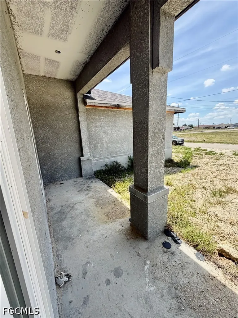 1123 NW 24th Terrace Cape Coral FL 33993