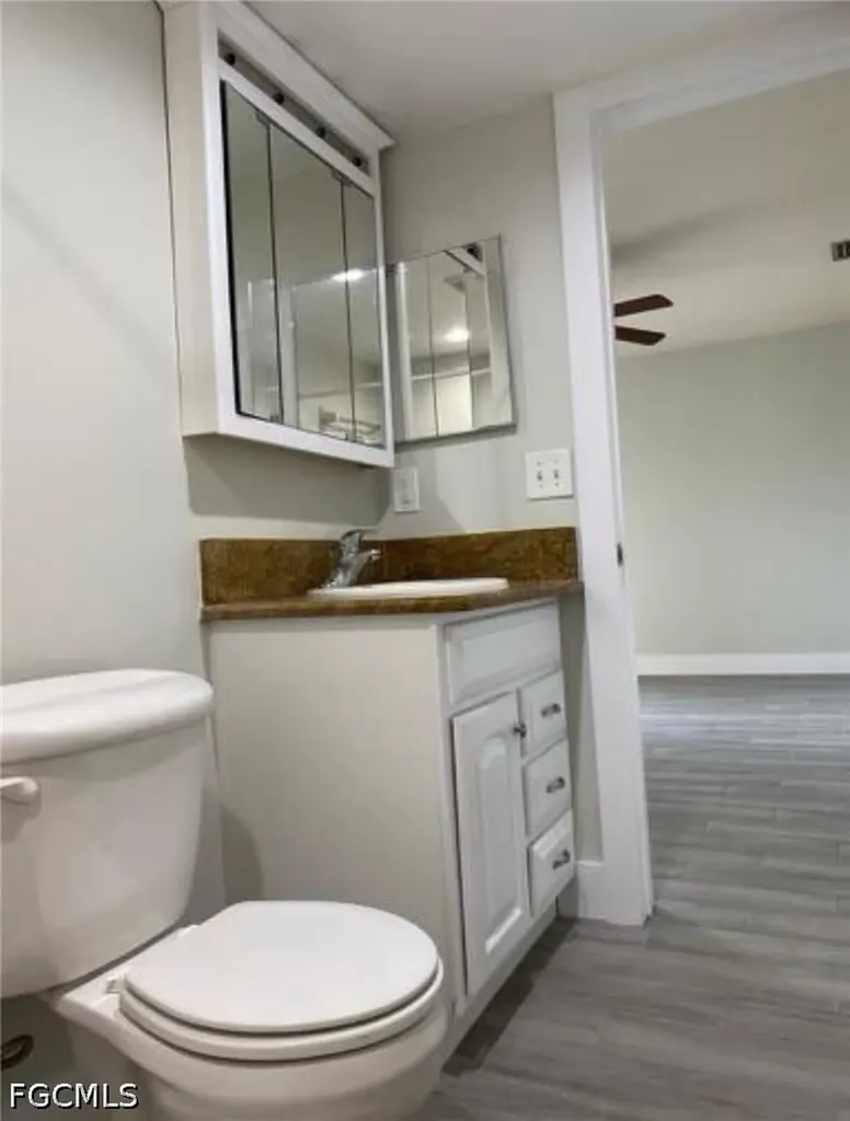 1021 SE 8th Terrace Cape Coral FL 33990