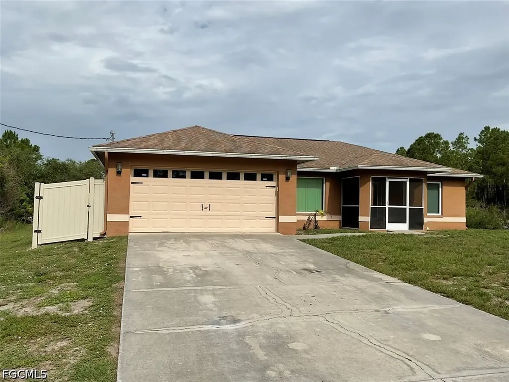 1703 Hibiscus Avenue Lehigh Acres FL 33972