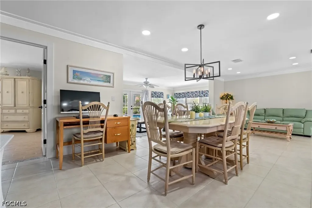4116 Country Club Boulevard Cape Coral FL 33904