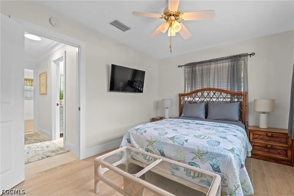 4116 Country Club Boulevard Cape Coral FL 33904