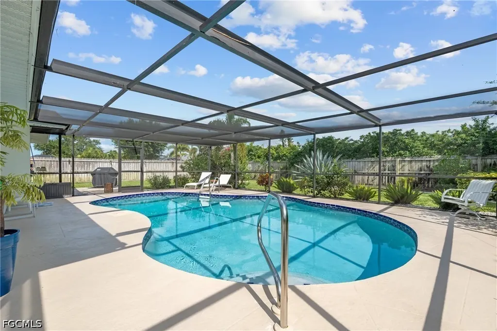4116 Country Club Boulevard Cape Coral FL 33904