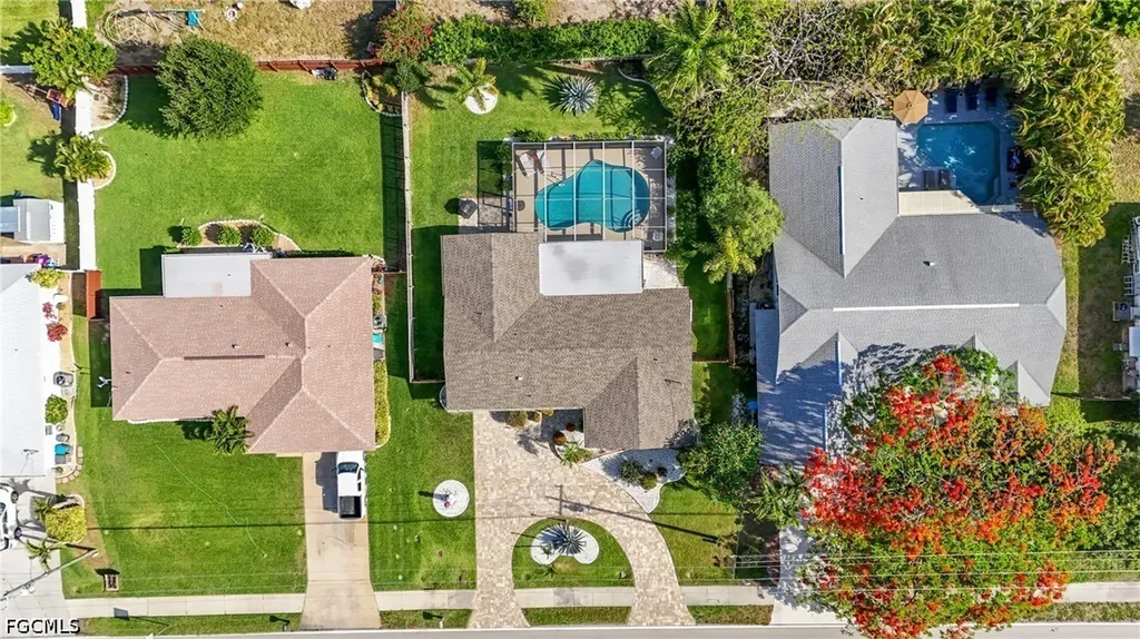 4116 Country Club Boulevard Cape Coral FL 33904