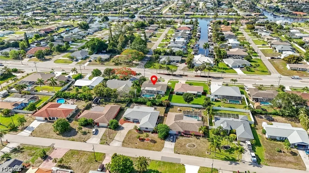 4116 Country Club Boulevard Cape Coral FL 33904