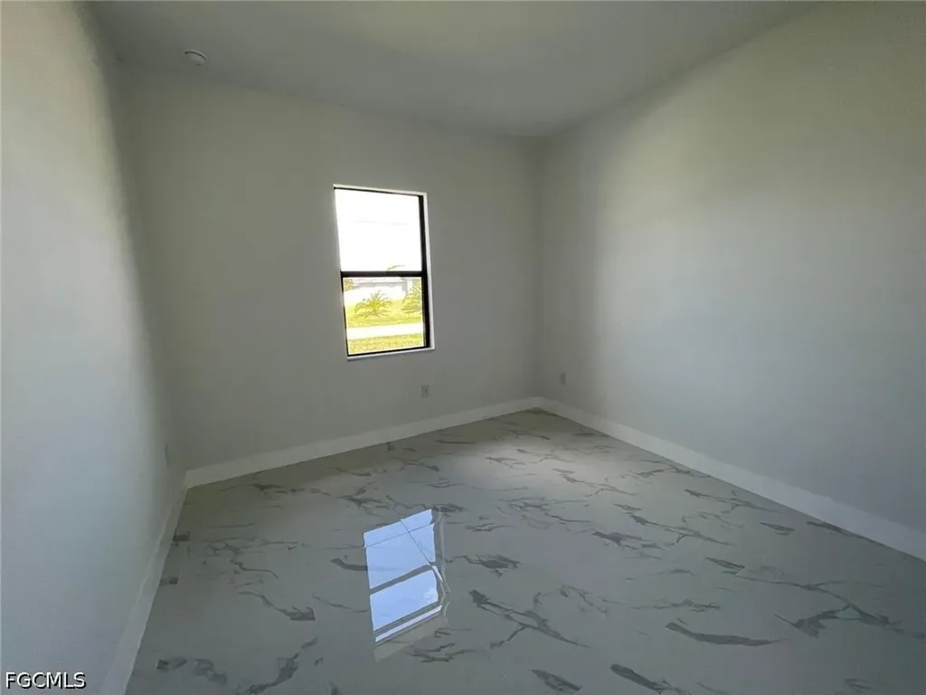 1319 NW 15th Avenue Cape Coral FL 33993