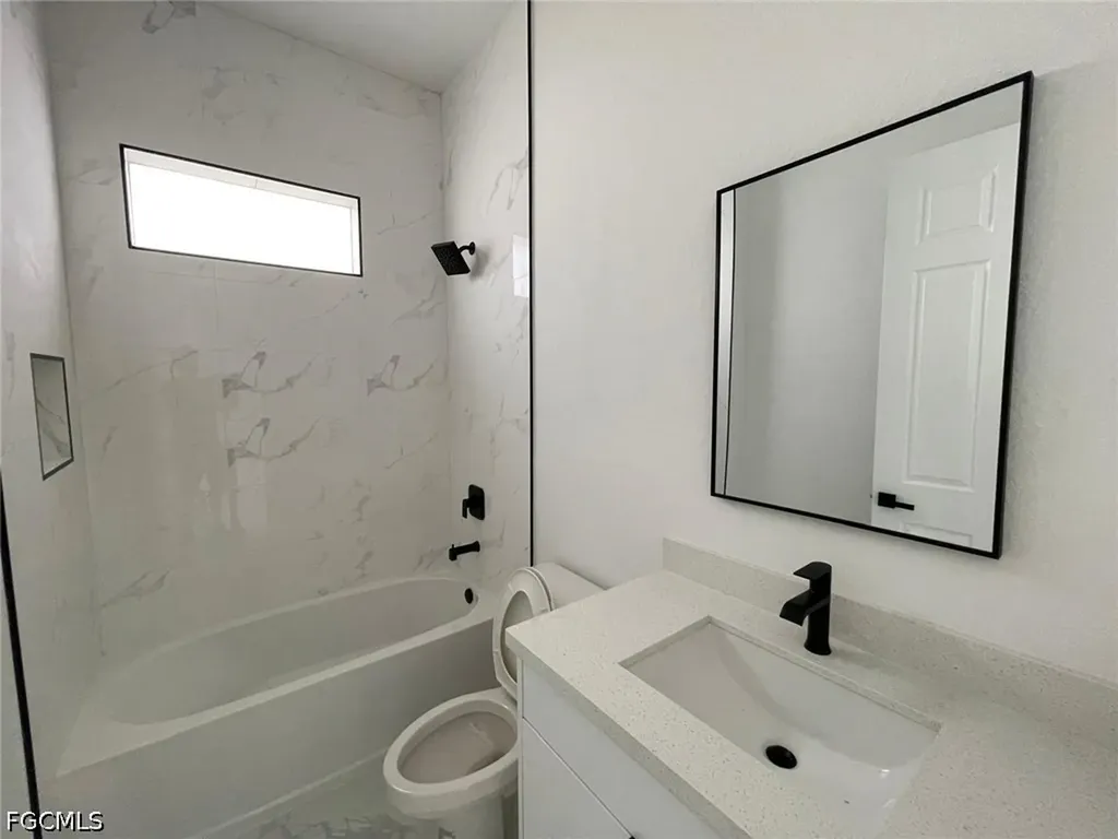 1319 NW 15th Avenue Cape Coral FL 33993