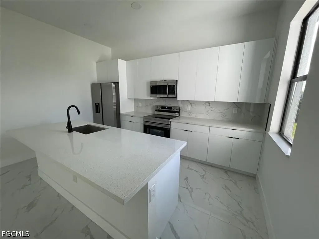 1319 NW 15th Avenue Cape Coral FL 33993