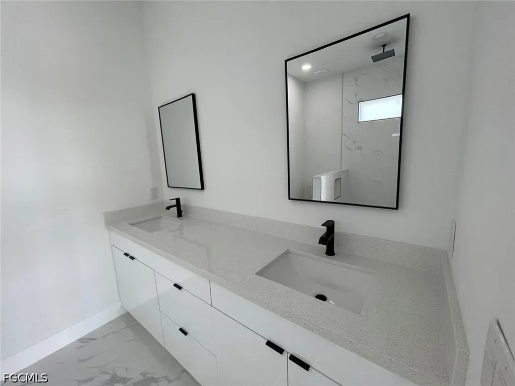 1319 NW 15th Avenue Cape Coral FL 33993