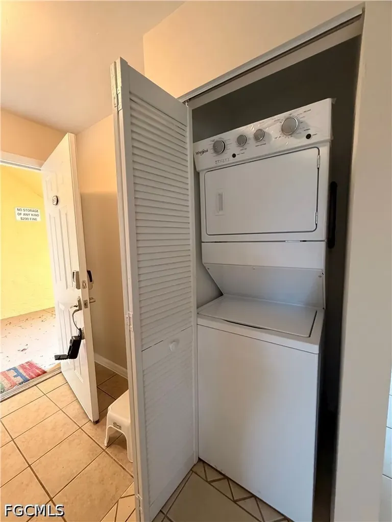 4299 Bellasol Circle Fort Myers FL 33916