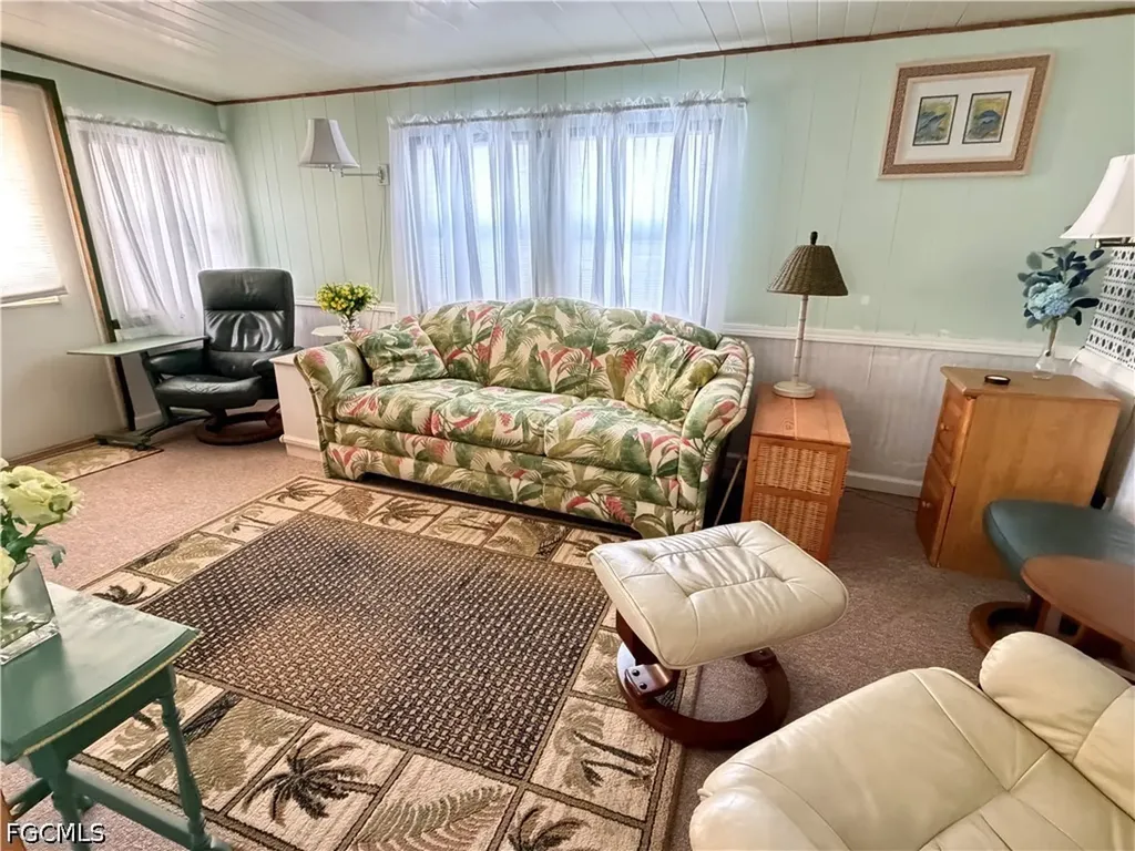 167 Chisholm Trail North Fort Myers FL 33917