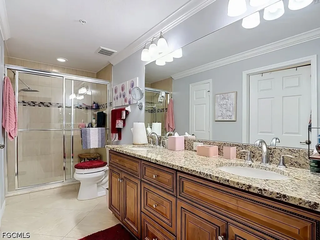 1051 Winding Pines Circle Cape Coral FL 33909