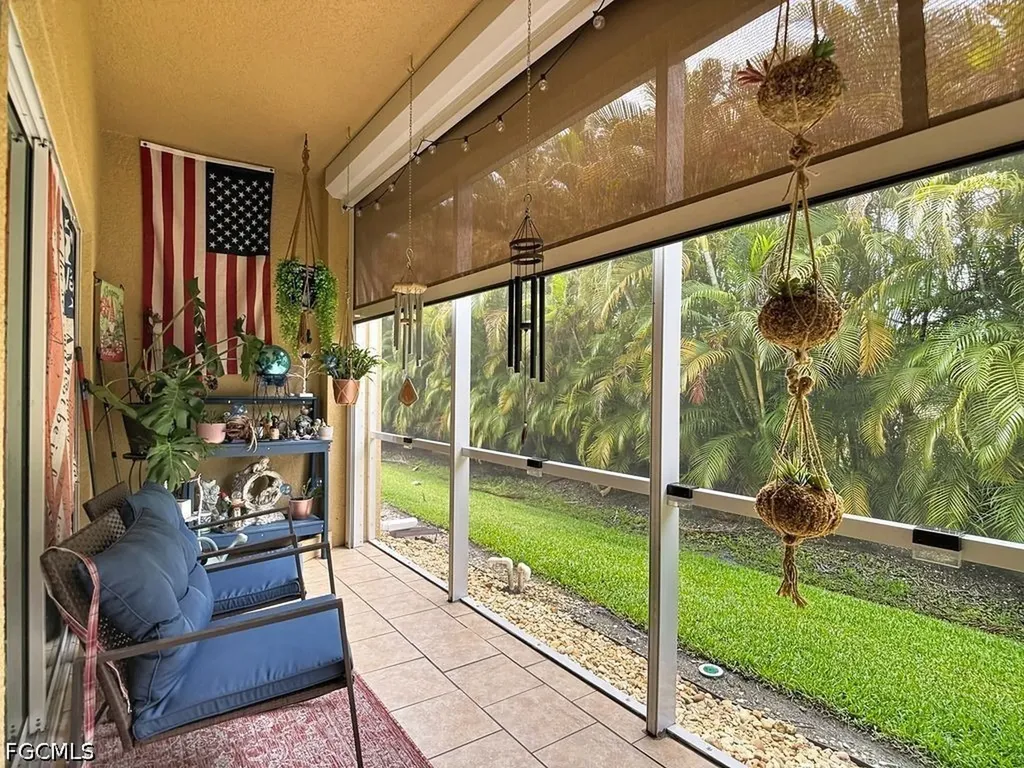 1051 Winding Pines Circle Cape Coral FL 33909