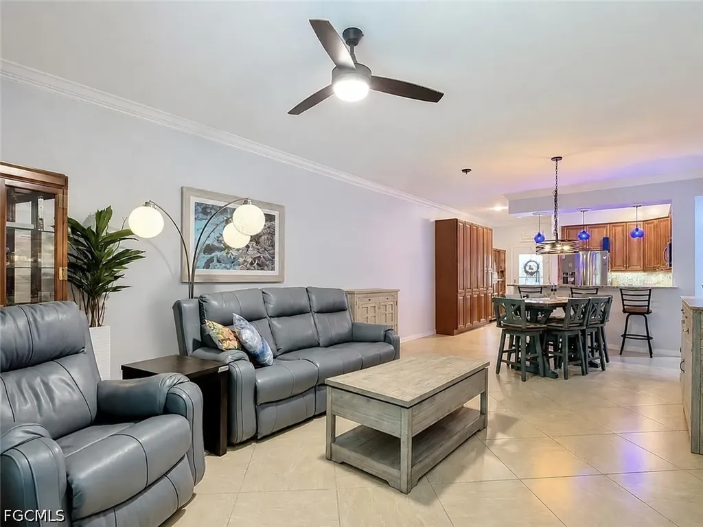 1051 Winding Pines Circle Cape Coral FL 33909