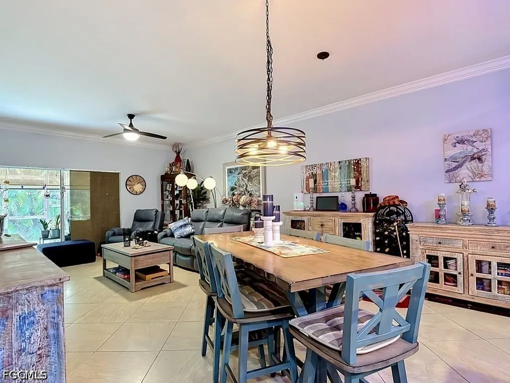 1051 Winding Pines Circle Cape Coral FL 33909