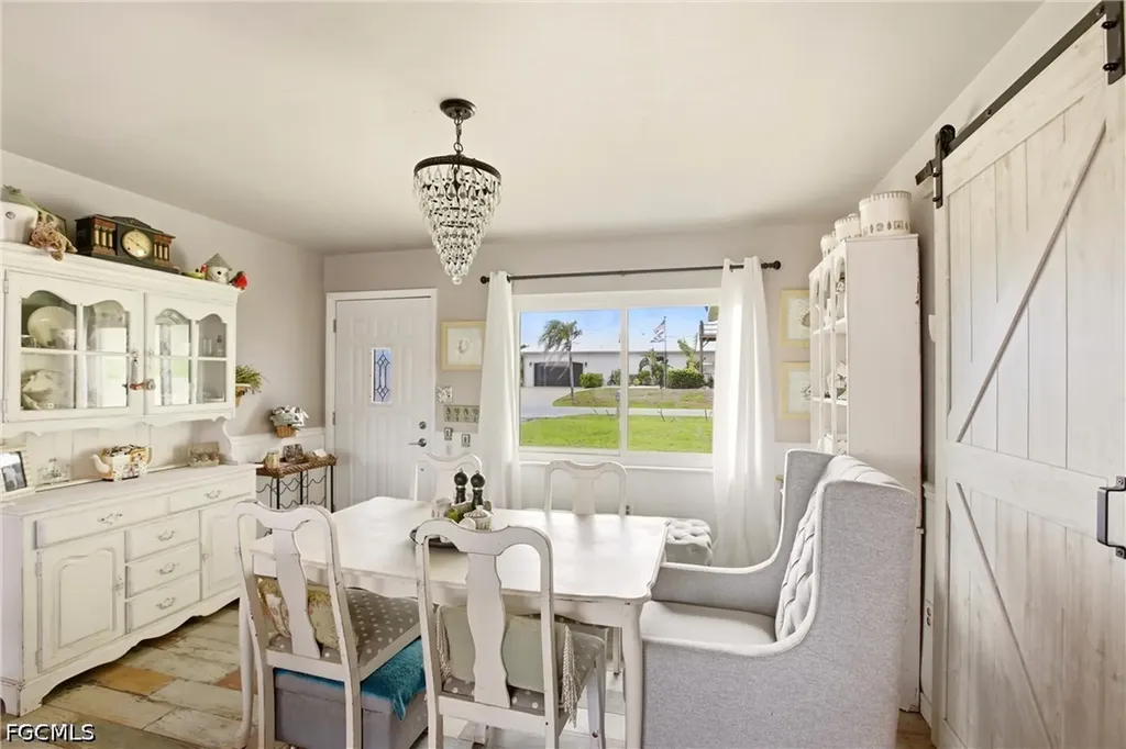 165 Tarpon Boulevard NW Port Charlotte FL 33952