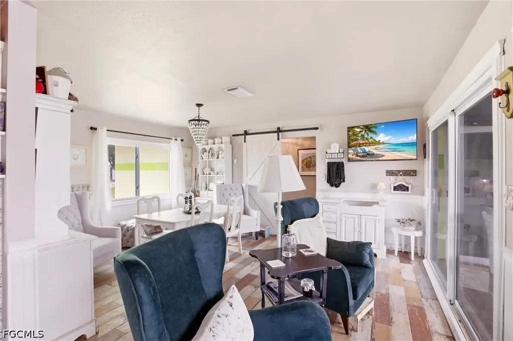 165 Tarpon Boulevard NW Port Charlotte FL 33952