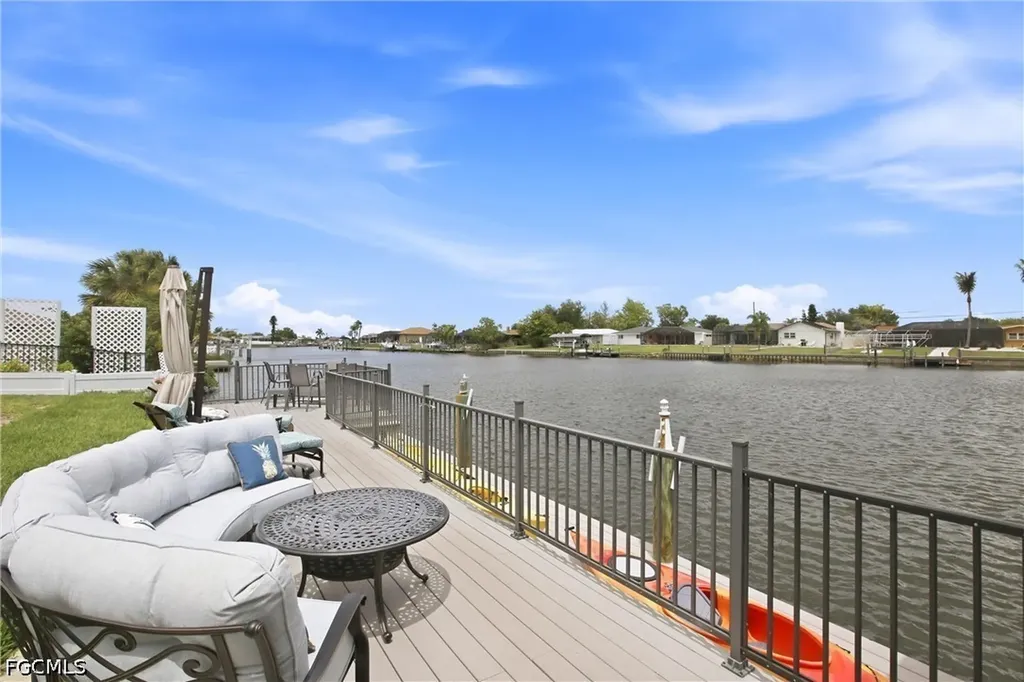 165 Tarpon Boulevard NW Port Charlotte FL 33952