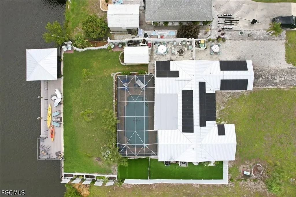 165 Tarpon Boulevard NW Port Charlotte FL 33952