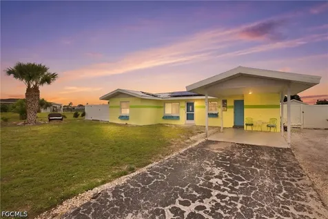 165 Tarpon Boulevard NW Port Charlotte FL 33952