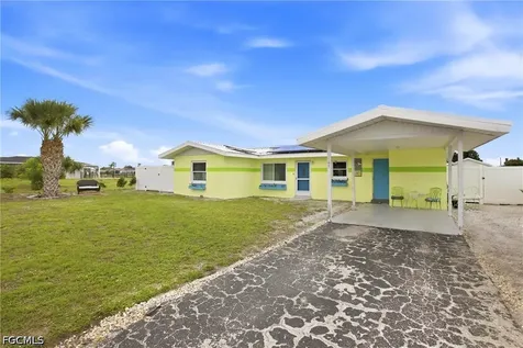 165 Tarpon Boulevard NW Port Charlotte FL 33952