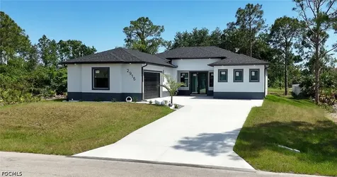 2915 49TH Street W Lehigh Acres FL 33971