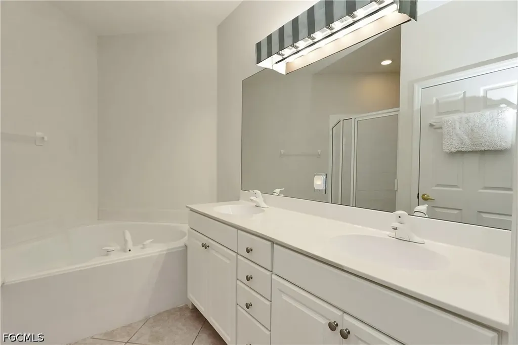 10015 Sky View Way Fort Myers FL 33913