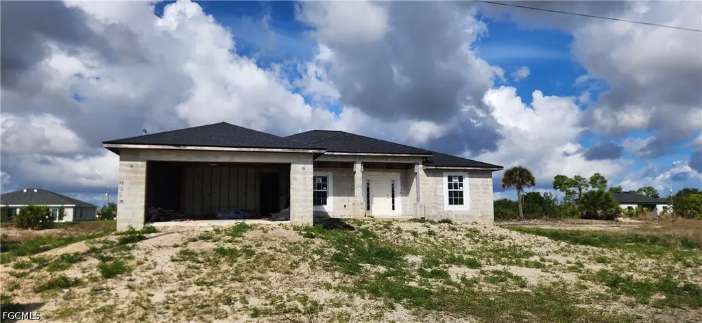 4312 Connection Avenue Cape Coral FL 33909