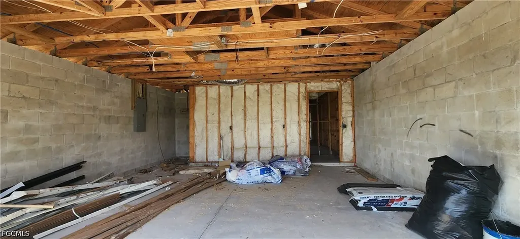4312 Connection Avenue Cape Coral FL 33909