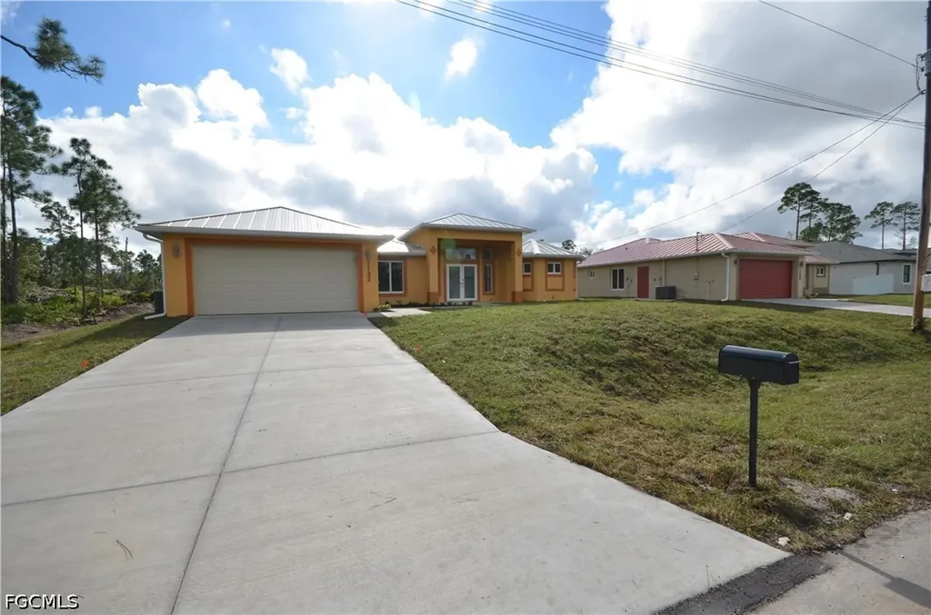 1132 Edelweiss Street E Lehigh Acres FL 33974