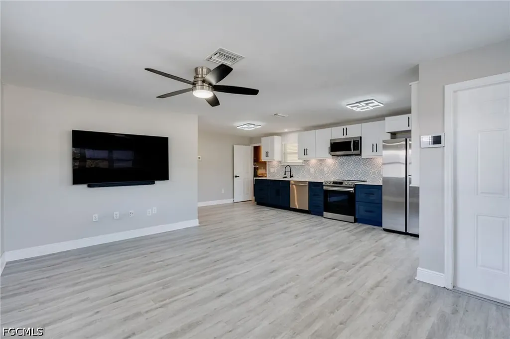 4855 West Drive Fort Myers FL 33907