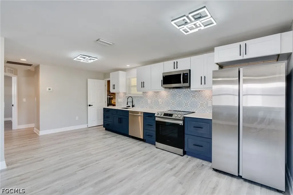 4855 West Drive Fort Myers FL 33907