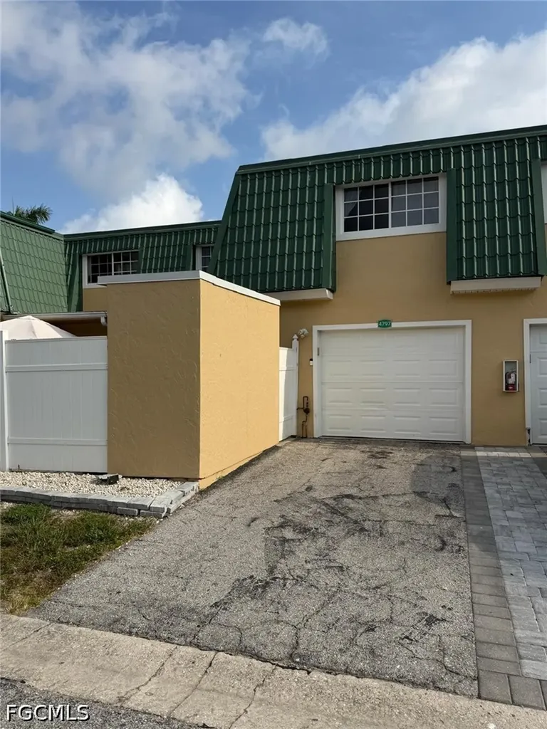 4797 Albacore Lane Fort Myers FL 33919