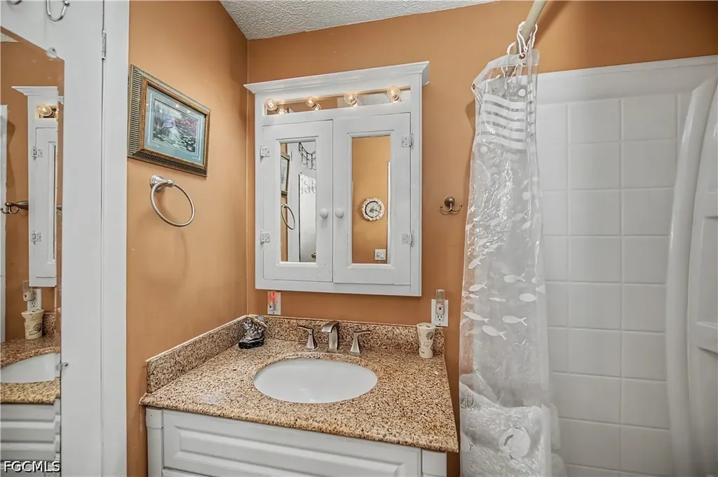 195 Ramble Drive North Fort Myers FL 33903